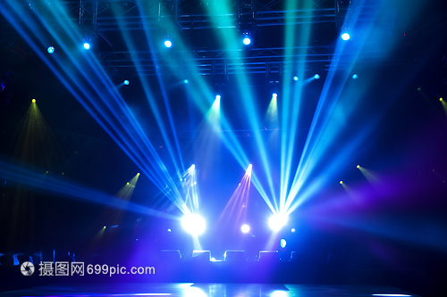 舞台灯光与票务服务 演出的双重支柱